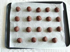 烤完取出，微微冷凉，即可开吃，非常耐嚼的一款。如果吃不完密封打包即可。