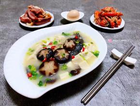 香菇鲫鱼豆腐汤也可以是宴客的必备拿手大菜