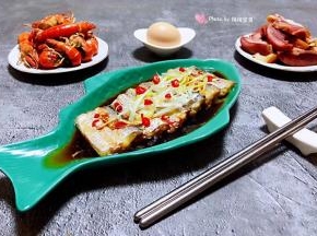搭配蝼蛄虾、鸡蛋、猪头肉一起吃太棒了