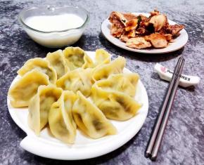  混搭烧鸡和牛奶一起吃太棒了