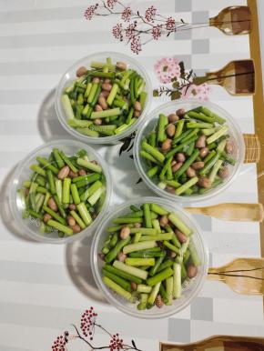 盖上盖子密封好，常温保存或者放进冰箱冷藏保存都可以！