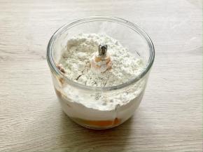 把所有食材放入料理机。