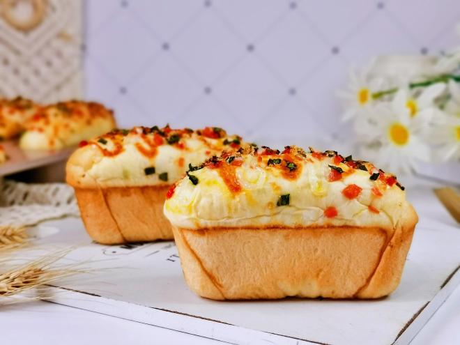 葱香火腿肉松面包