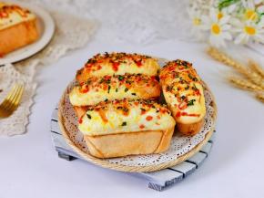 趁热脱模即可享用。