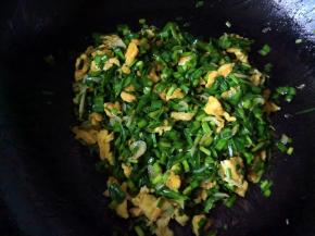 搅拌均匀，冷却后备用