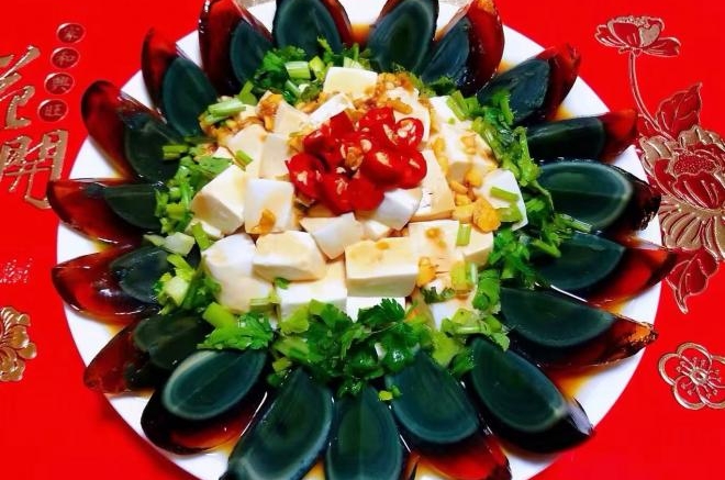 皮蛋豆腐