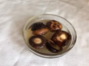 香菇提前2小时浸泡