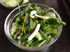 香葱洗净切段