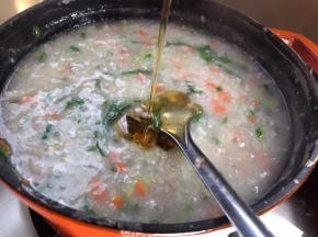 加入味精和香油拌匀即可