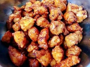 炸好的鸡胸脯肉看着就特别想吃哦