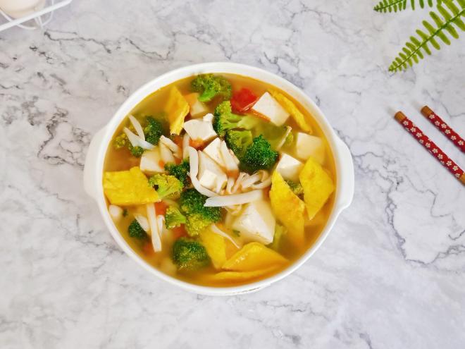 菌菇豆腐汤