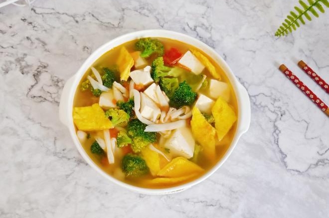 菌菇豆腐汤