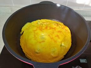 煎到两面微黄就可以拿出来。