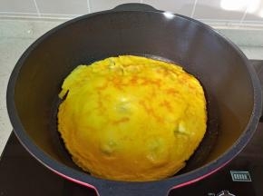 煎到两面微黄就可以拿出来。