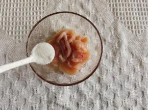 半勺盐、1勺轻盐原汁酱油，调味用。