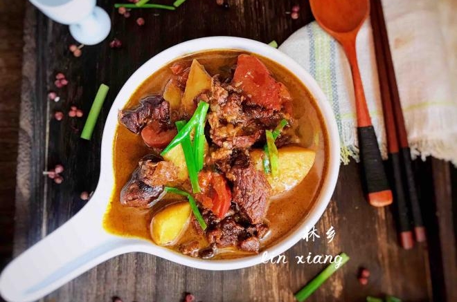 番茄土豆炖牛肉