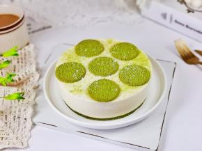 这样青梅奥利奥酸奶慕斯蛋糕就做好啦！