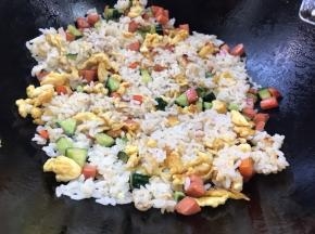 翻炒均匀至入味即可
