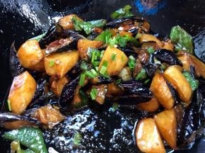 撒上葱花即可