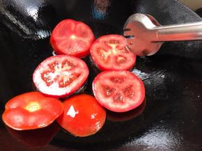 依次全放入锅中