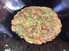 煎至两面金黄即可