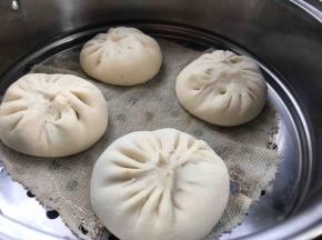 放入开水锅中蒸10分钟