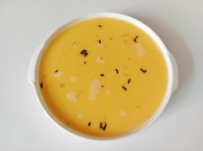 撒上鲣鱼海苔 。