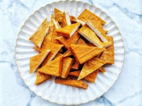 香干切三角块，