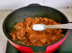 按个人口味加入盐。