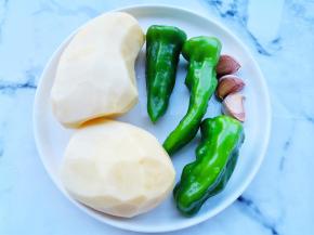 准备好所有食材。