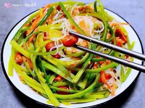 花生米独有的香味让人回味无穷