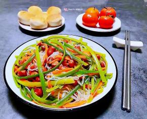 搭配早餐包和小水果一起吃太棒了