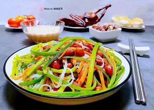 这样营养丰盛的早餐是对自己最好的奖励噢