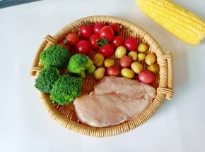 准备好所有的食材。