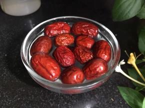 红枣提前浸泡半小时