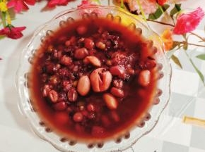 软糯香甜又营养美味的八宝粥就做好了！开启元气满满的一天！