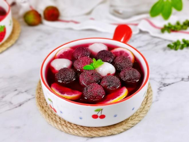 柠檬荔枝杨梅饮