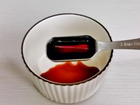 取一小碗+生抽。