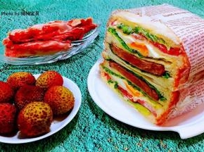 搭配烤兔肉和水果荔枝一起吃太棒了