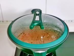 盖上盖子闷一分钟。