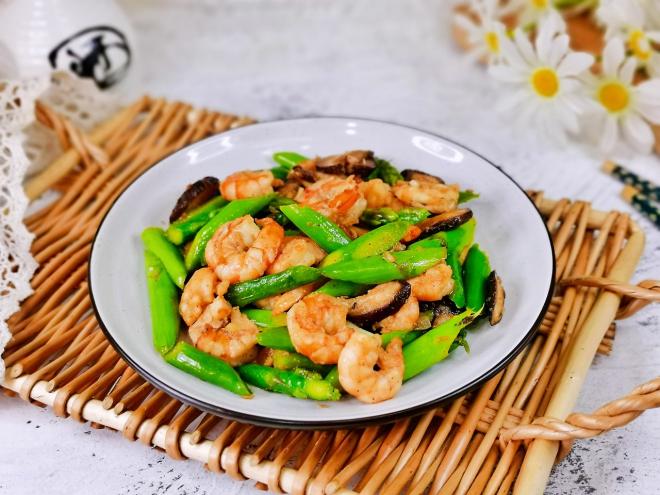 香菇芦笋炒虾仁
