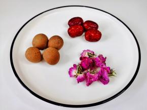 红枣桂圆花茶。