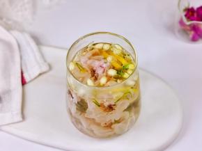 疏肝明目，还有降火、解压提神，活血淡斑作用。