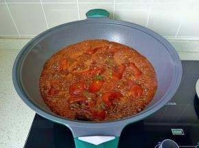 撒少许的葱花提香。