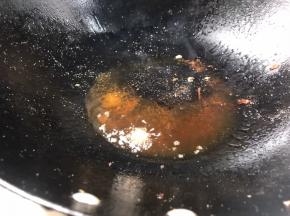 锅留底油