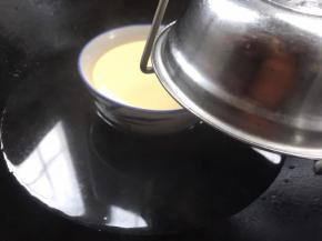 关火后焖2分钟，先取下碗