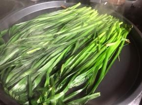 煎烤至变色