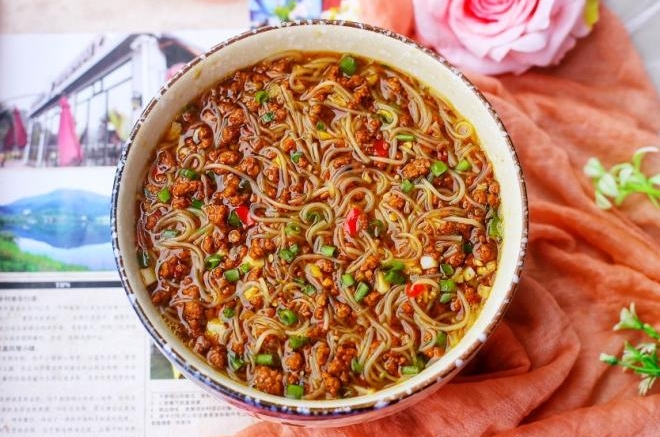 肉末粉丝煲