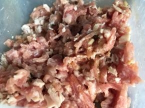 猪肉末备好