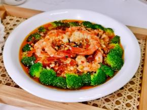 西兰花也特别好吃。